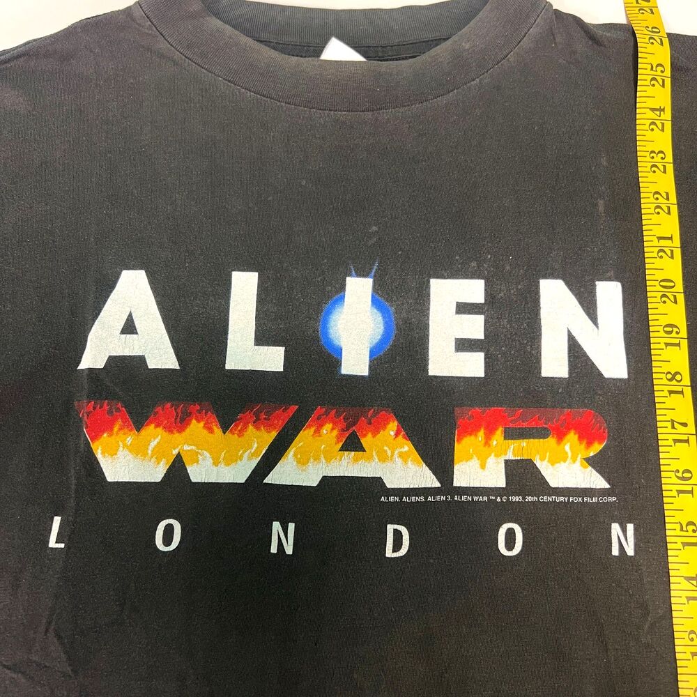 VTG 1993 Alien War London T-Shirt Movie Promo Horror Sci-Fi 20th Century Fox